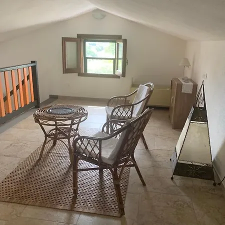 Casa Nerelie's Venkovský dům Orosei